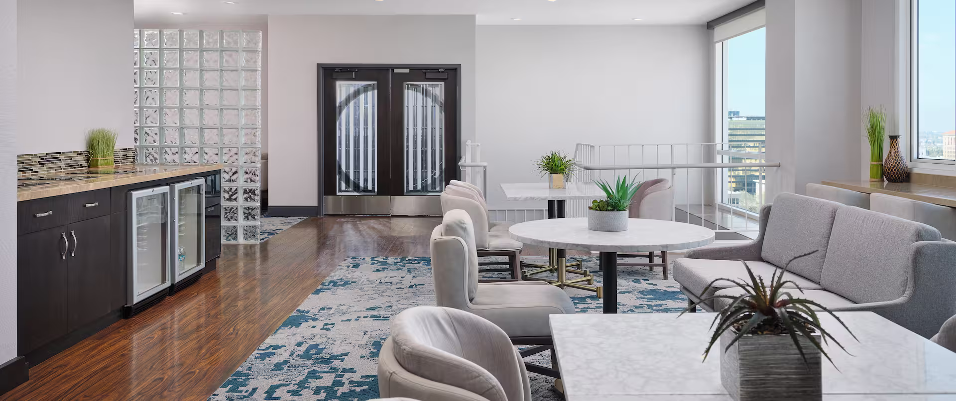 san-jose-hilton-executive-lounge-reverse-1
